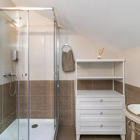 Appartement Romantico Con Piscina Vargas