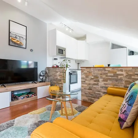 Romantico Con Piscina