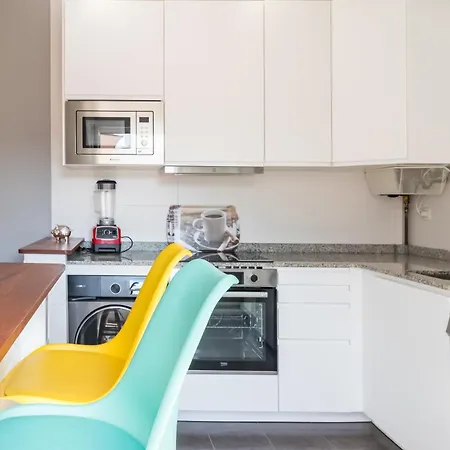 Lägenhet Romantico Con Piscina Vargas